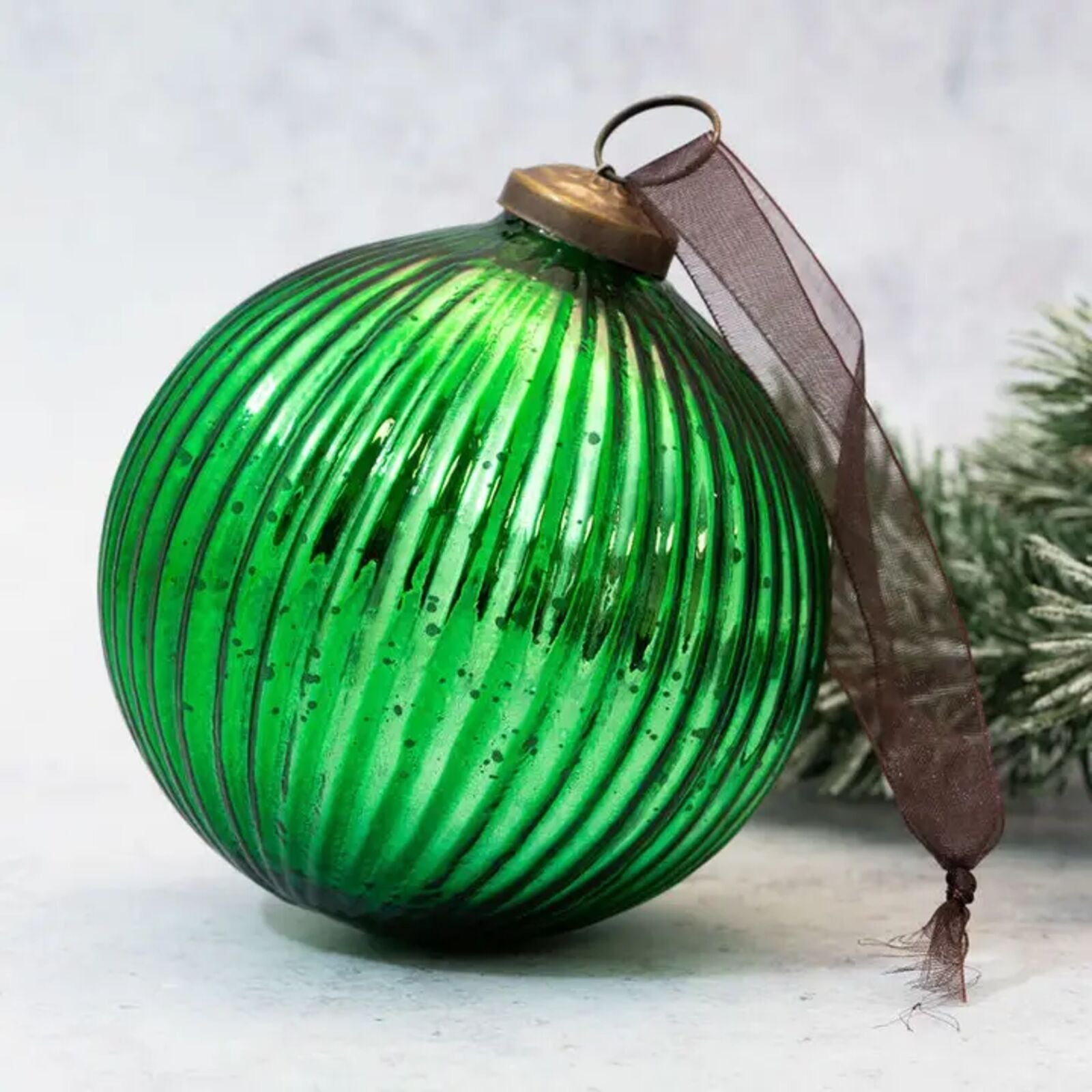 Emerald Green Ribbed Glass Christmas Bauble