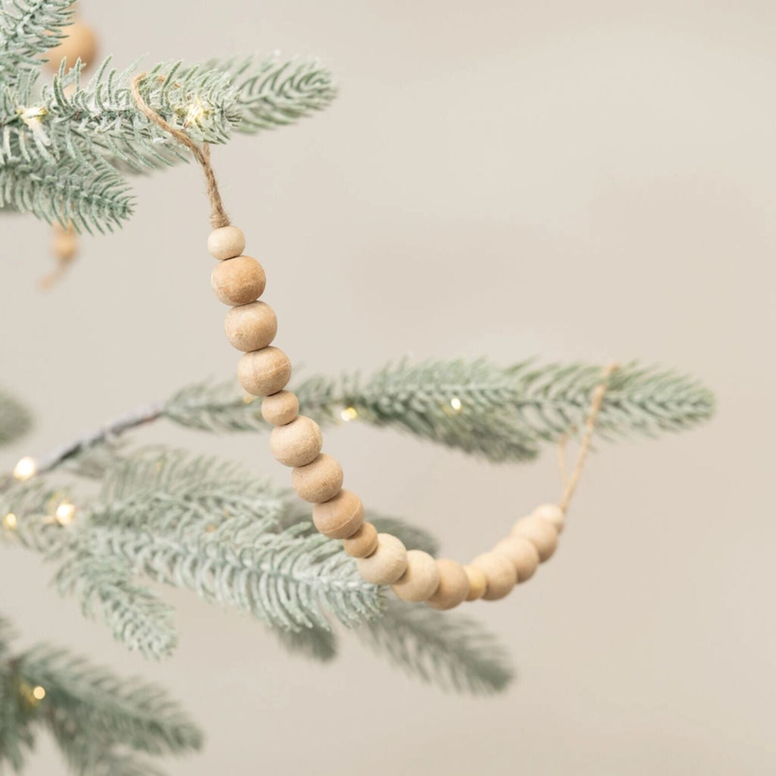 Hedvig Wooden Bead String Decoration (22 cm)