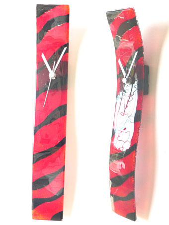 Black and Red Fusion Glass Wall Clock