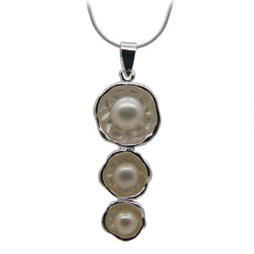 Stunning Silver and Pearls Pendant