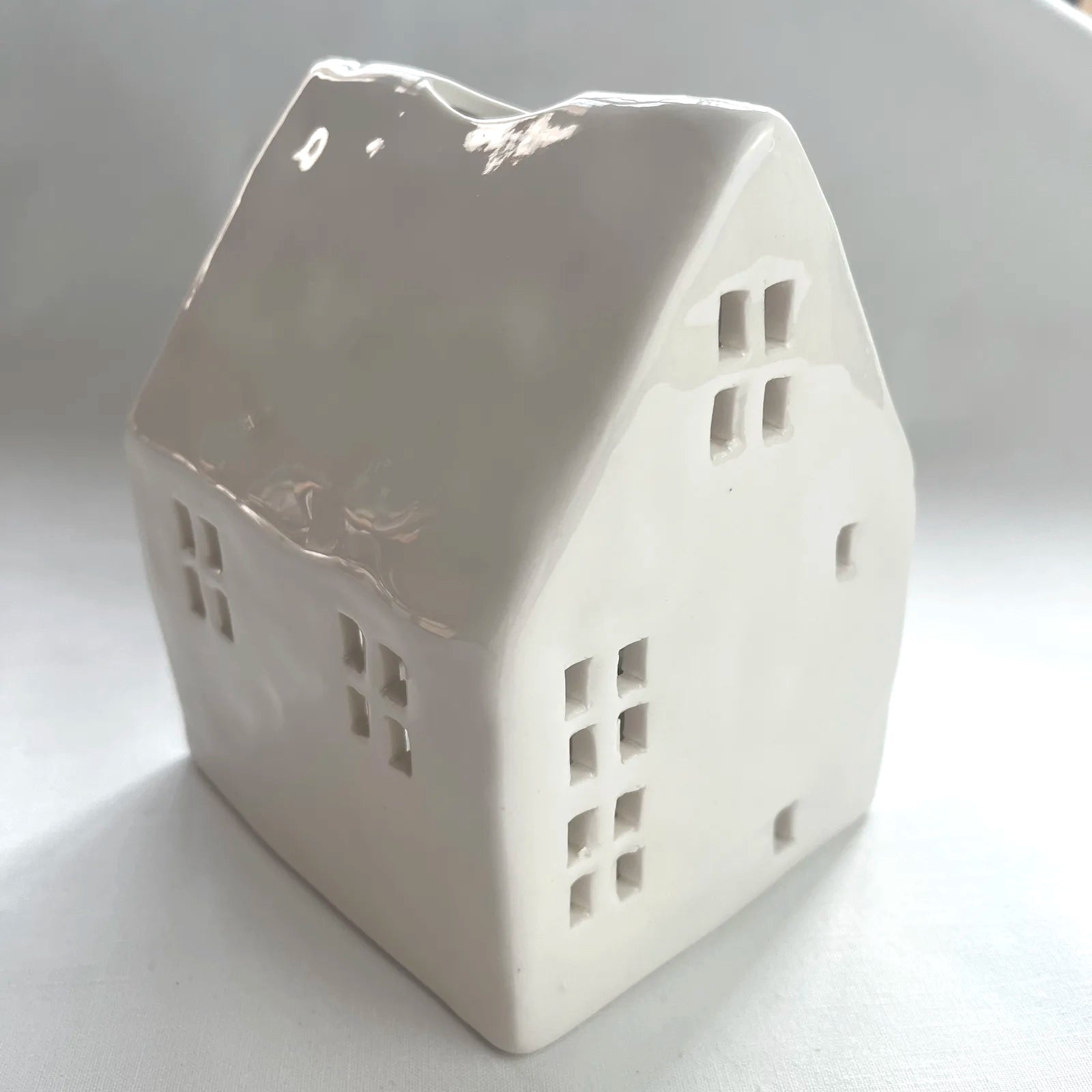 White Glazed Ceramic House with Square Windows for Tealights and Incense Cones