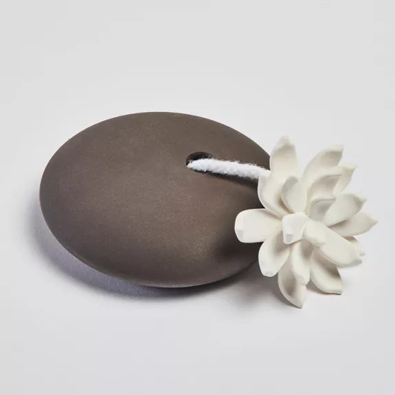 Handmade Dark Coffee Ceramic Pebble & Porcelain Lily Oil Diffuser 2