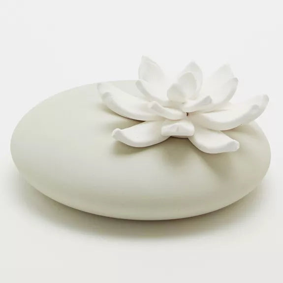 Handmade Cream Ceramic Pebble & Porcelain White Lily Oil Diffuser 1