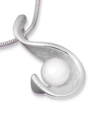 Pearl Set Swirl Design Silver Pendant
